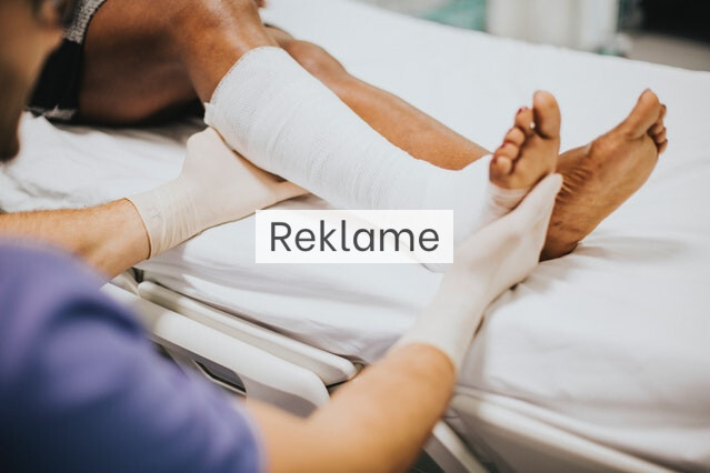 kommet til skade med benet